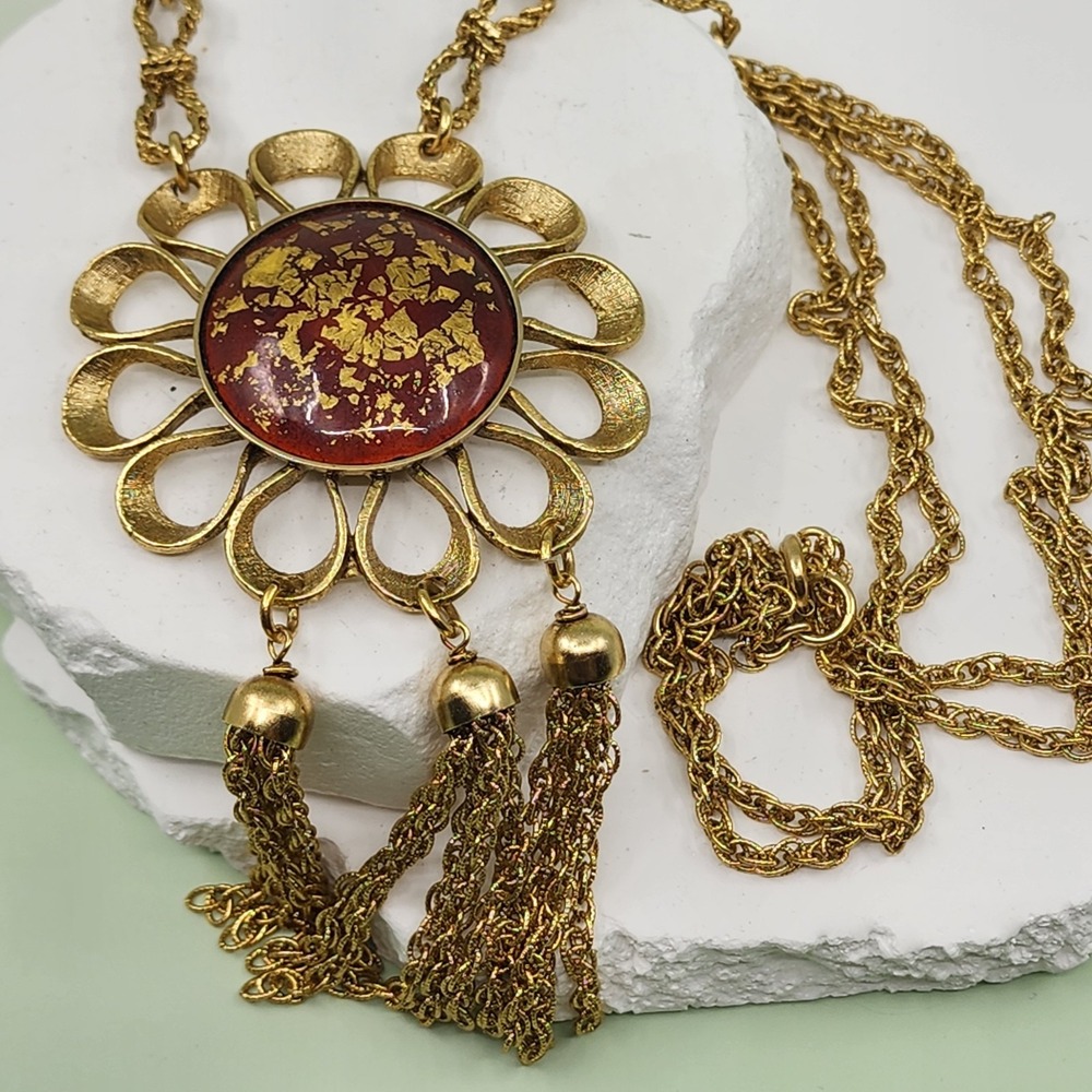 Gold Tone Red Cabochon Flower Tassel Pendant Necklace Vintage Statement Boho